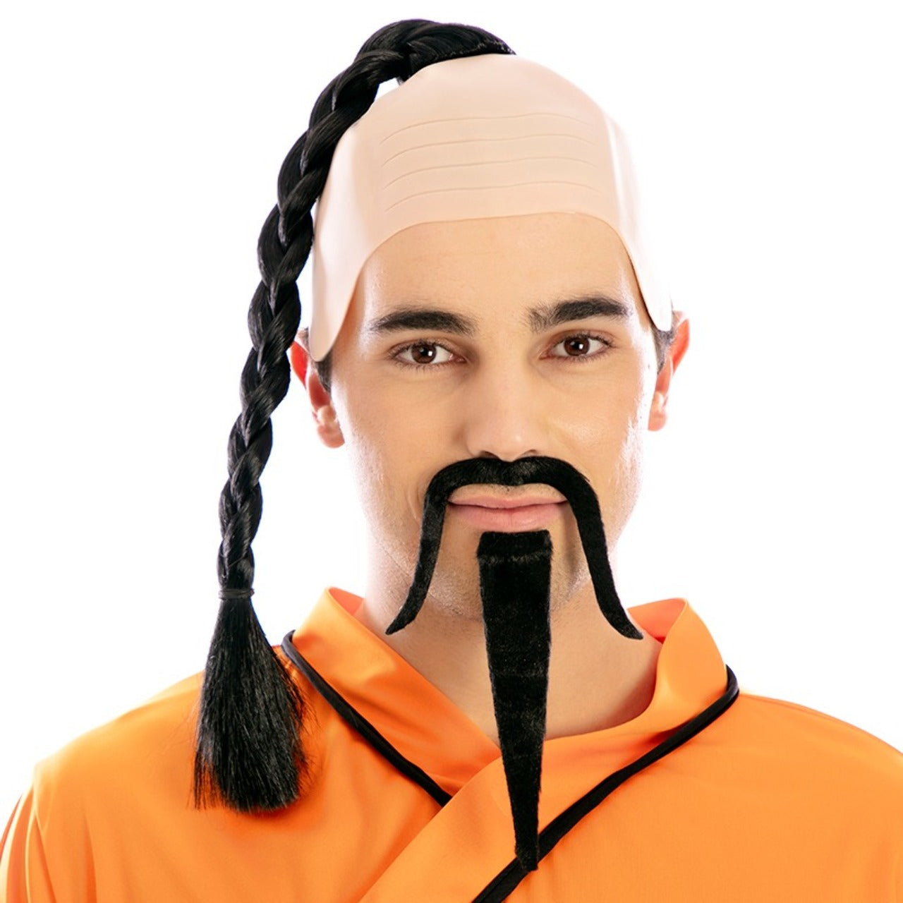 Tête chauve du moine Shaolin