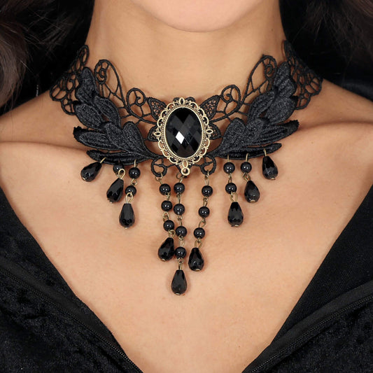 Collier Gothique Brodé